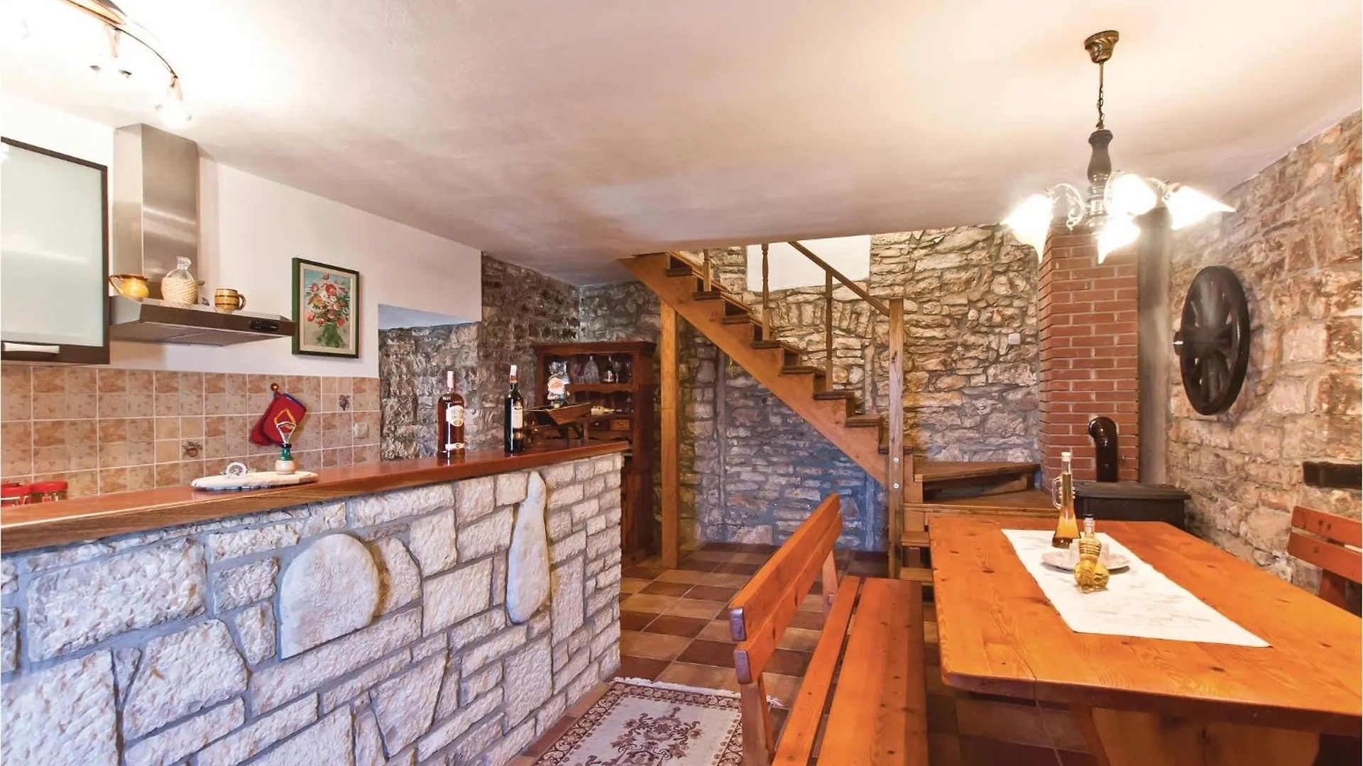 Сasa de vacaciones Beautiful Home In Stifanici With Kitchen
